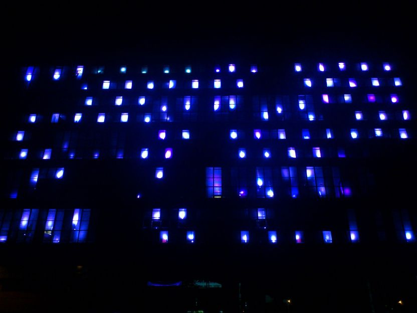 Final testing of the effect on the entire building facade
